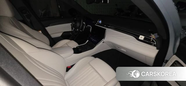 Maserati Grecale 2023 Белый из Кореи, фото 2