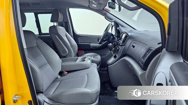 Hyundai The New Grand Starex 2019 Желтый из Кореи, фото 2