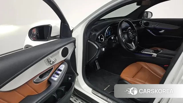 Mercedes-Benz GLC-Class X253 2022 Белый из Кореи, фото 2