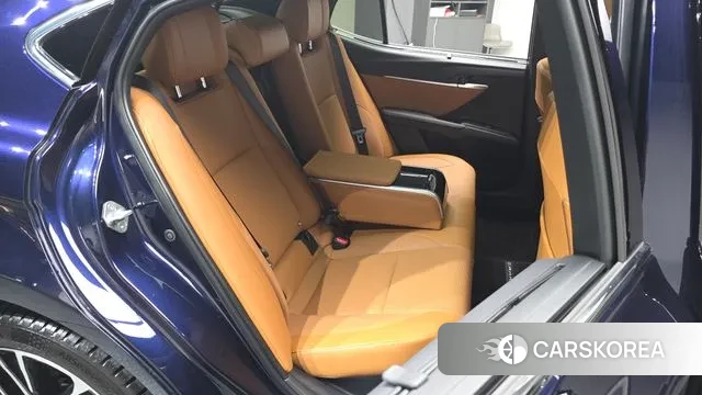 Toyota Camry (XV80) 2025 Синий из Кореи, фото 2