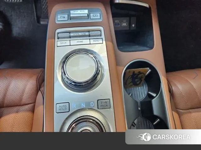 Genesis GV70 2023 Белый из Кореи, фото 2