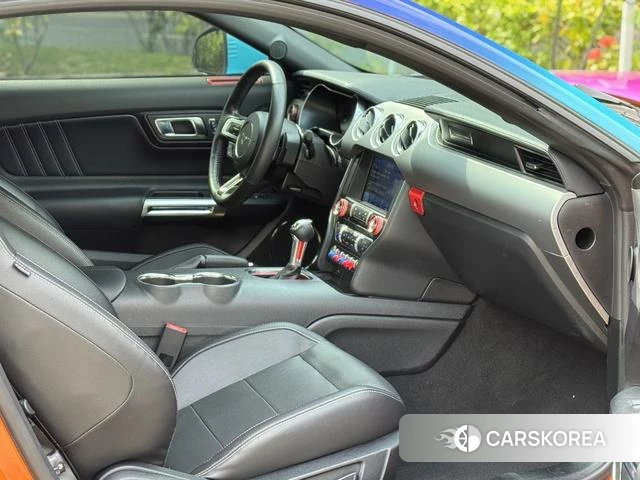 Ford Mustang 2023 Другой из Китая, фото 2