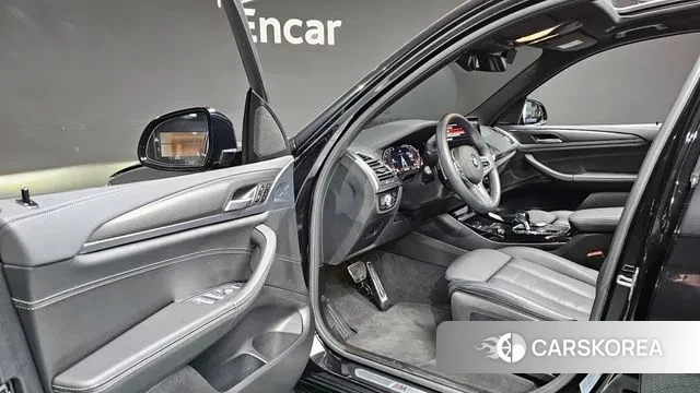 BMW X3 (G01) 2024 Черный из Кореи, фото 2