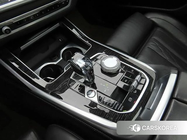 BMW X7 (G07) 2020 Белый из Кореи, фото 2