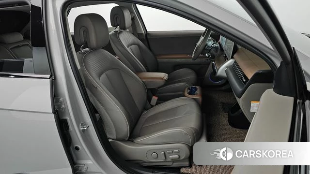 Hyundai Ionic 5 2022 Серебристо-серый из Кореи, фото 2