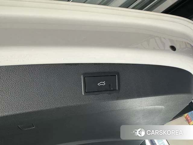 Skoda Kodiak GT 2021 Белый из Китая, фото 2