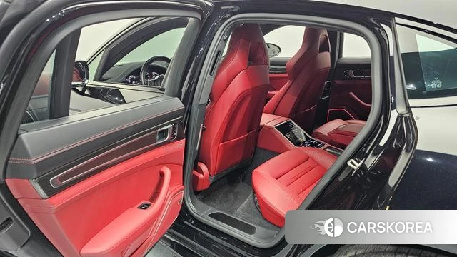 Porsche Panamera (971) 2020 Черный из Кореи, фото 2