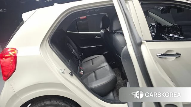 Kia Morning Urban (JA) 2022 Жемчужный цвет из Кореи, фото 2