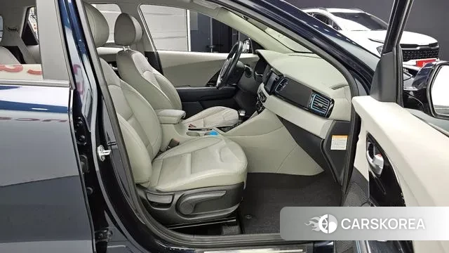 Kia Niro 2018 Синий из Кореи, фото 2