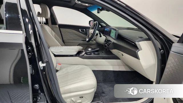 Kia K8 2021 Черный из Кореи, фото 2