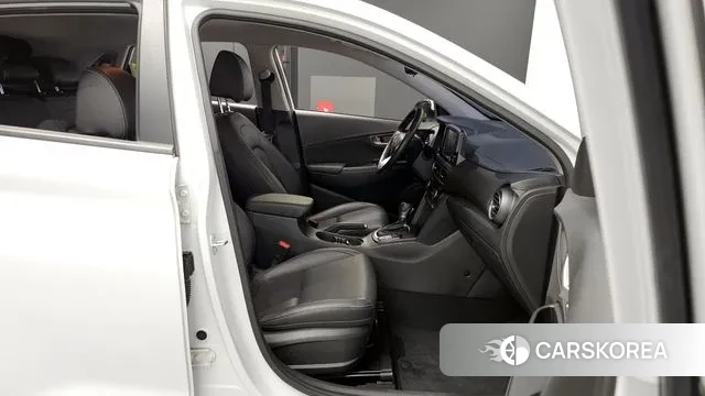 Hyundai Kona 2018 Белый из Кореи, фото 2