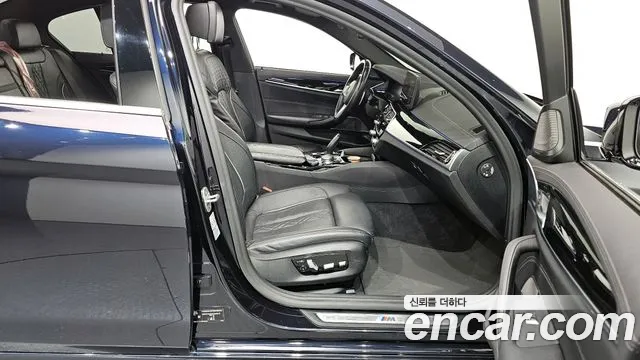 BMW 5 Series (G30) 2021 Черный из Кореи, фото 2