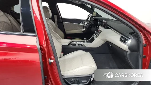 Genesis The New G70 2023 Красный из Кореи, фото 2