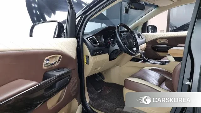 Kia The New Carnival 2019 Черный из Кореи, фото 2