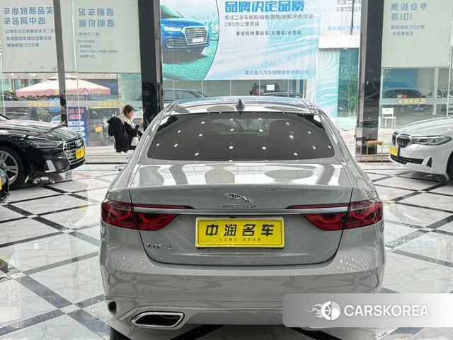 Jaguar XFL 2025 Серебристо-серый из Китая, фото 2