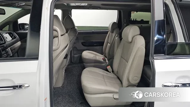 Kia All New Carnival 2018 Белый из Кореи, фото 2