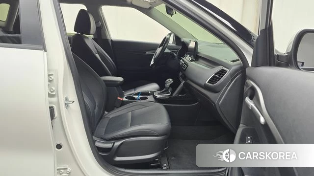 Kia Seltos 2022 Белый из Кореи, фото 2