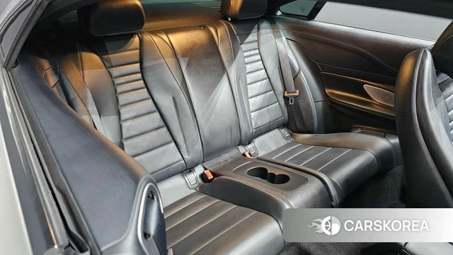 Mercedes-Benz E-Class W213 2021 Белый из Кореи, фото 2