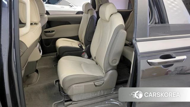 Kia Carnival 4th generation 2022 Черный из Кореи, фото 2