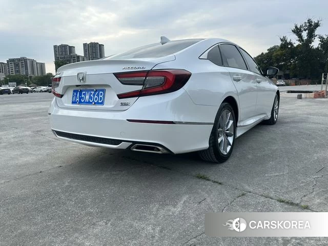 Honda Accord 2021 Белый из Китая, фото 2