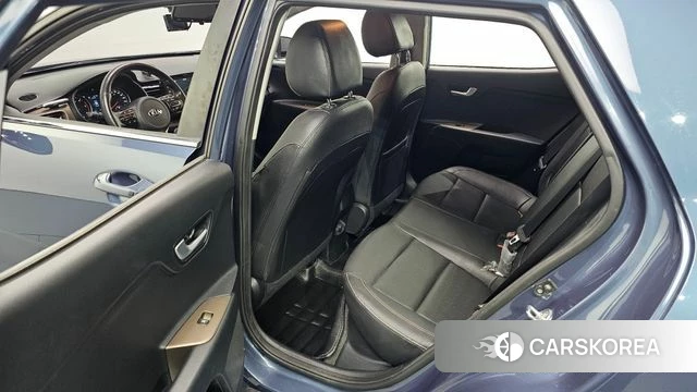 Kia Stonic 2018 Синий из Кореи, фото 2