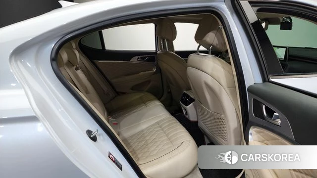 Genesis G70 2018 Белый из Кореи, фото 2