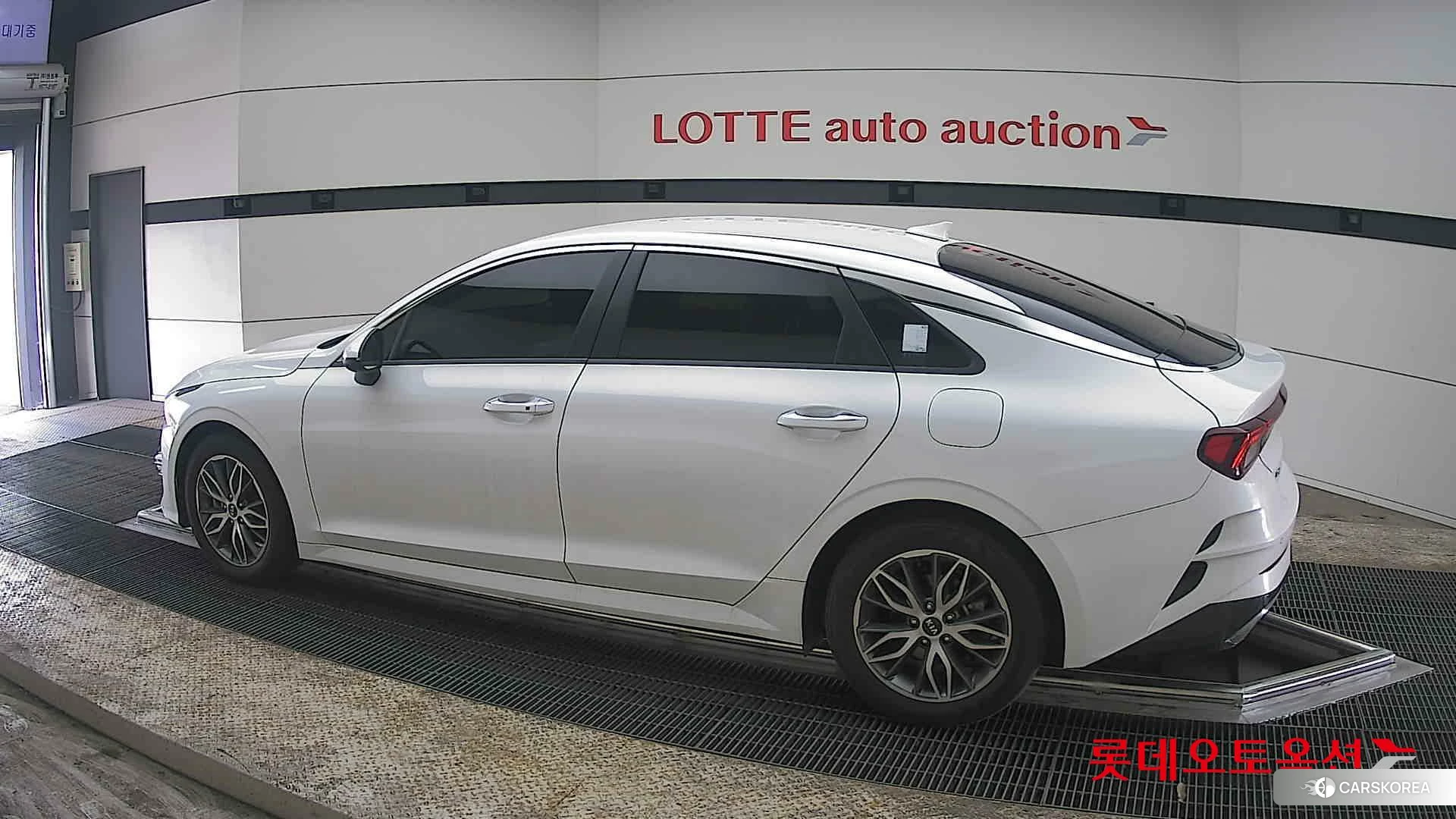 Kia K5 2021 Snow White Pearl (optional) из Кореи, фото 2