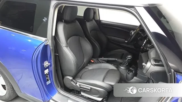 Mini Cooper 2019 Синий из Кореи, фото 2