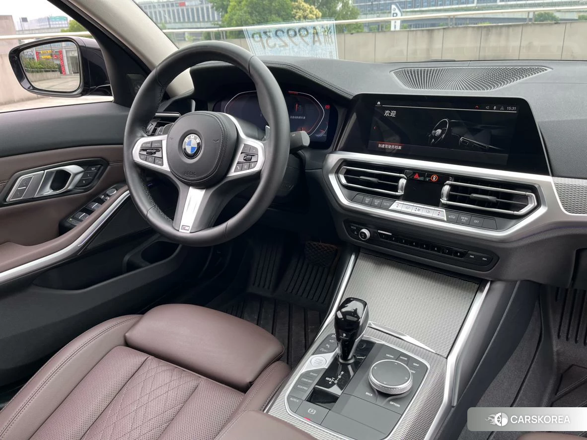 BMW 3 series 2022 Черный из Китая, фото 2