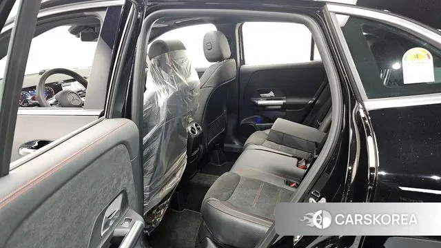 Mercedes-Benz GLA - Class H247 2025 Черный из Кореи, фото 2