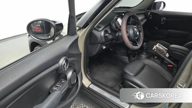 Mini Cooper 2020 Песочный из Кореи, фото 2