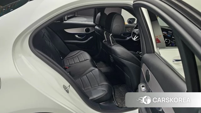 Mercedes-Benz C-Class W205 2020 Белый из Кореи, фото 2