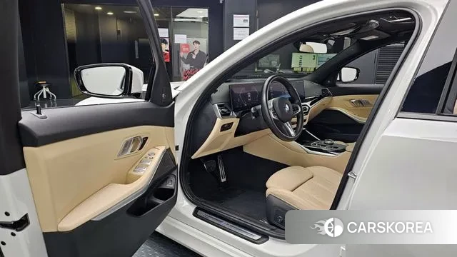 BMW 3 Series (G20) 2023 Белый из Кореи, фото 2