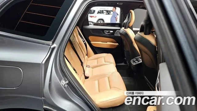 Volvo XC60 second Generation 2018 Серый из Кореи, фото 2