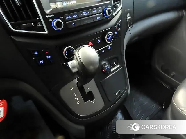 Hyundai The New Grand Starex 2018 Черный из Кореи, фото 2