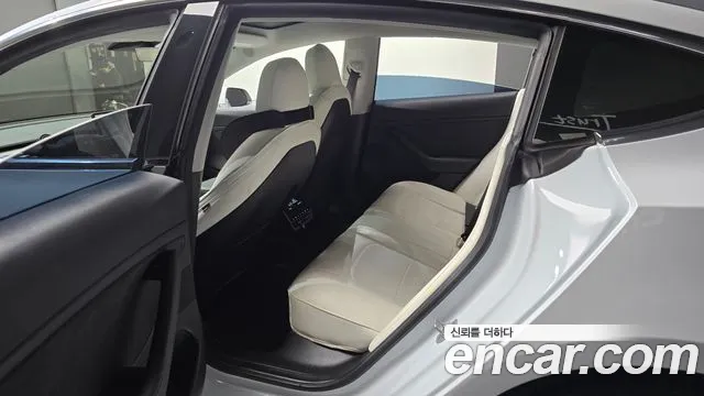 Tesla Model 3 2020 Белый из Кореи, фото 2