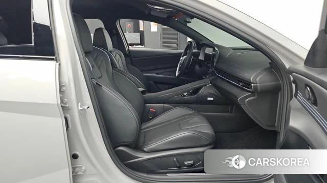 Hyundai The New Avante (CN7) 2025 Серебристо-серый из Кореи, фото 2