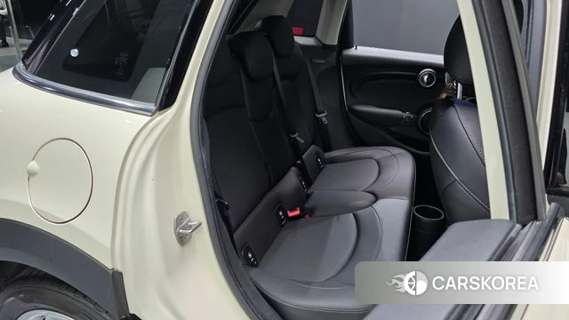 Mini Cooper 2021 Жемчужный цвет из Кореи, фото 2