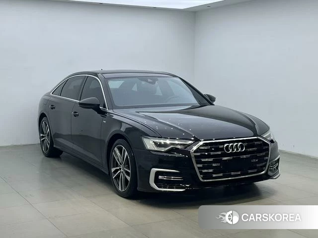 Audi A6L 2021 Черный из Китая, фото 2