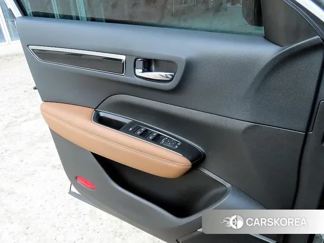 Renault Korea (Samsung) The New QM6 2024 Белый из Кореи, фото 2