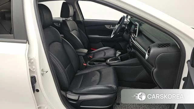 Kia Come New K3 2021 Белый из Кореи, фото 2