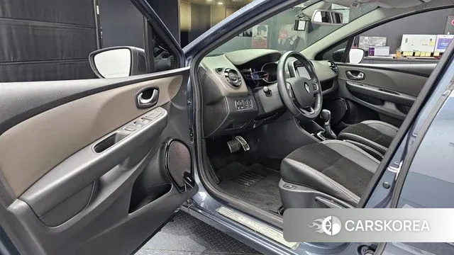 Renault Korea (Samsung) Clio 2019 Серый из Кореи, фото 2