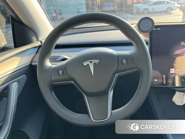 Tesla Model Y 2023 Темно-серый из Китая, фото 2