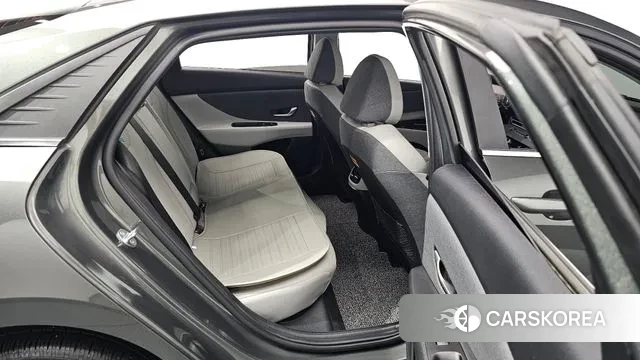 Hyundai Avante (CN7) 2023 Серый из Кореи, фото 2