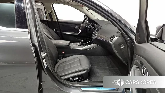 BMW 3 Series (G20) 2020 Серый из Кореи, фото 2