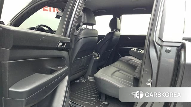 Ssangyong Rexton Sports 2021 Серебристо-серый из Кореи, фото 2