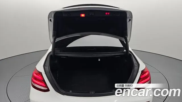 Mercedes-Benz E-Class W213 id 2676159 из Кореи 2