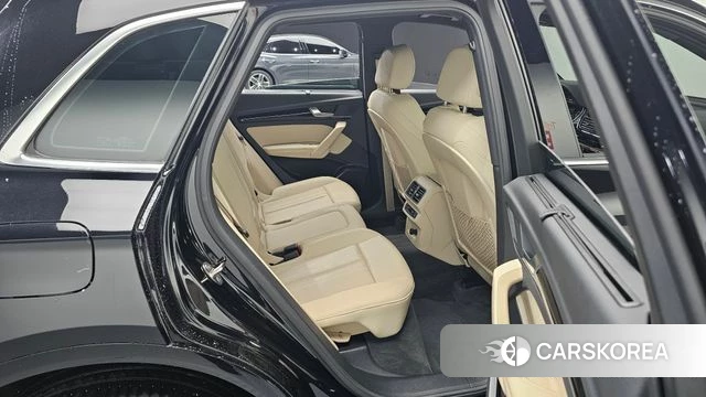 Audi Q5 (FY) 2021 Черный из Кореи, фото 2