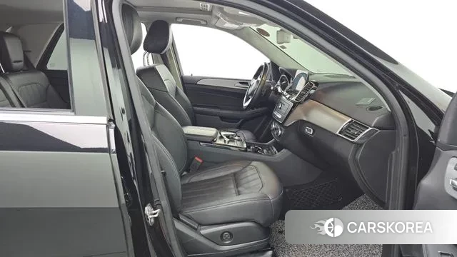 Mercedes-Benz GLE - Class W166 2018 Черный из Кореи, фото 2