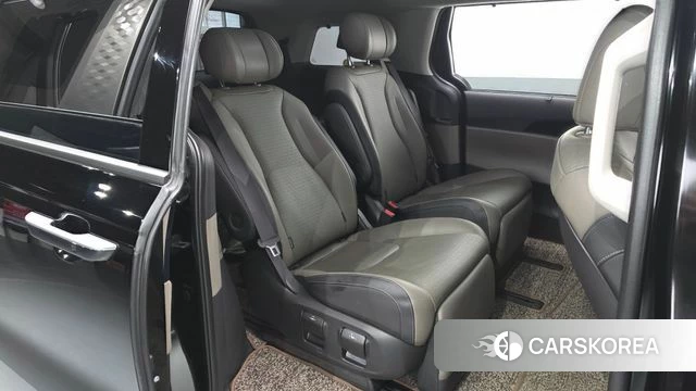 Kia The New Carnival 4th Generation 2024 Черный из Кореи, фото 2